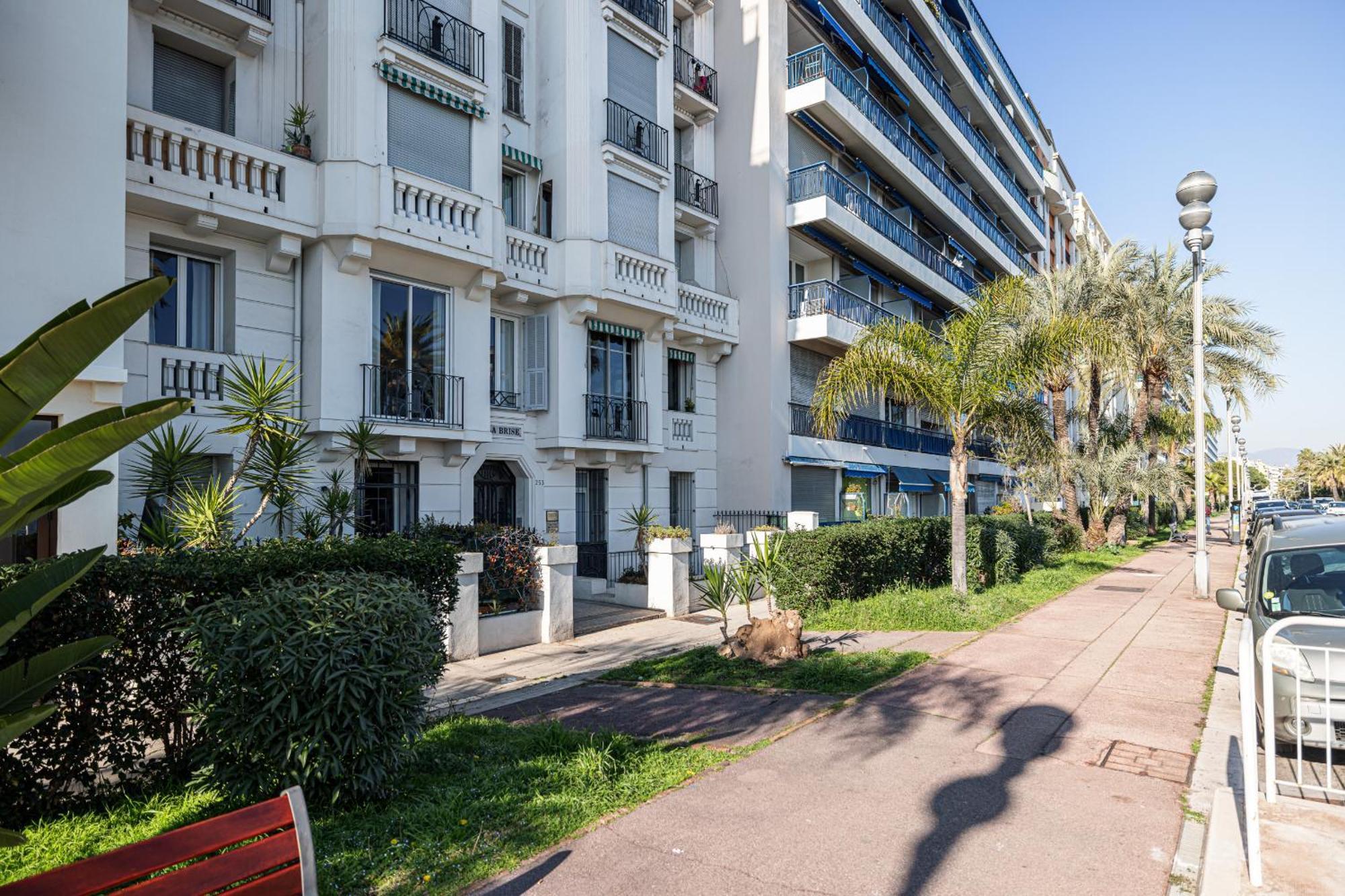 Sea View - 2 Bdr Promenade Des Anglais Ницца Экстерьер фото